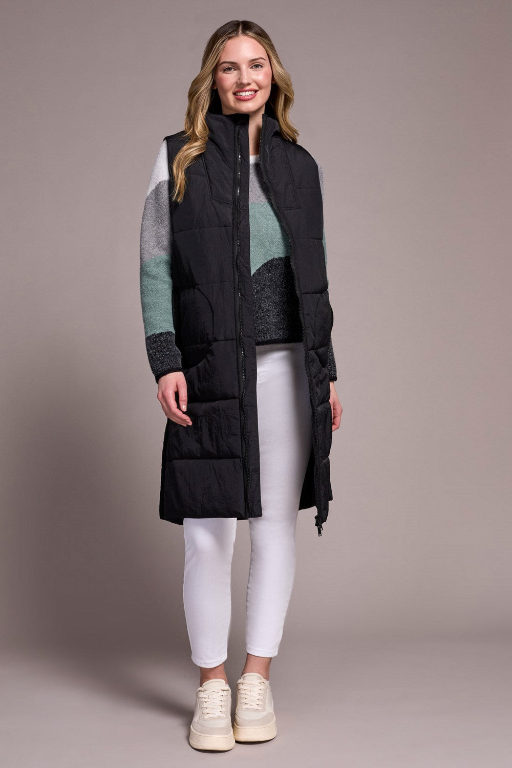 BLACK LONG ZIP-FRONT QUILTED VEST
