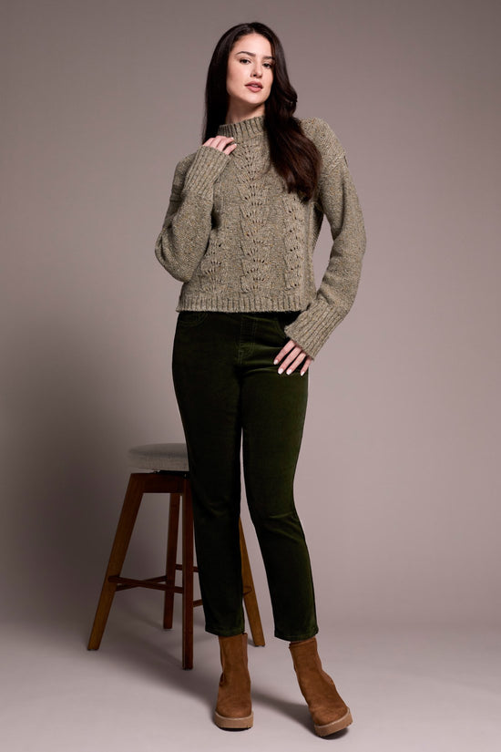 OLIVELEAF NOVELTY CABLE CREWNECK SWEATER
