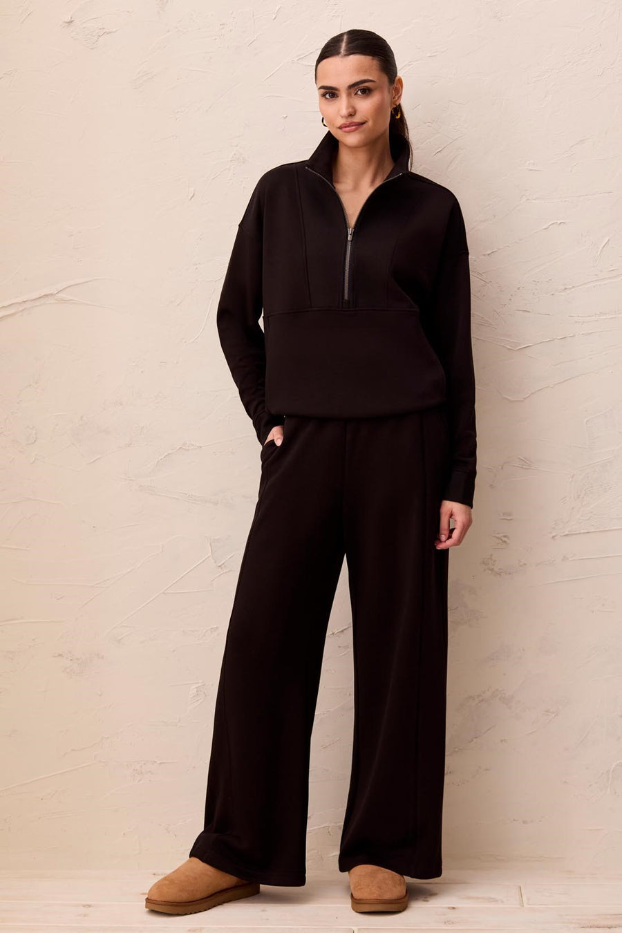 BLACK TECHNO LUXE WIDE LEG PANT