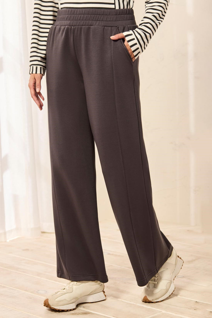 TORNADO TECHNO LUXE WIDE LEG PANT
