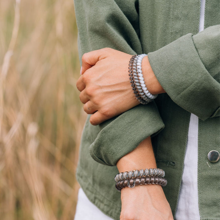 TRULY TAUPE LARGE SPIRAL HAIR TIES