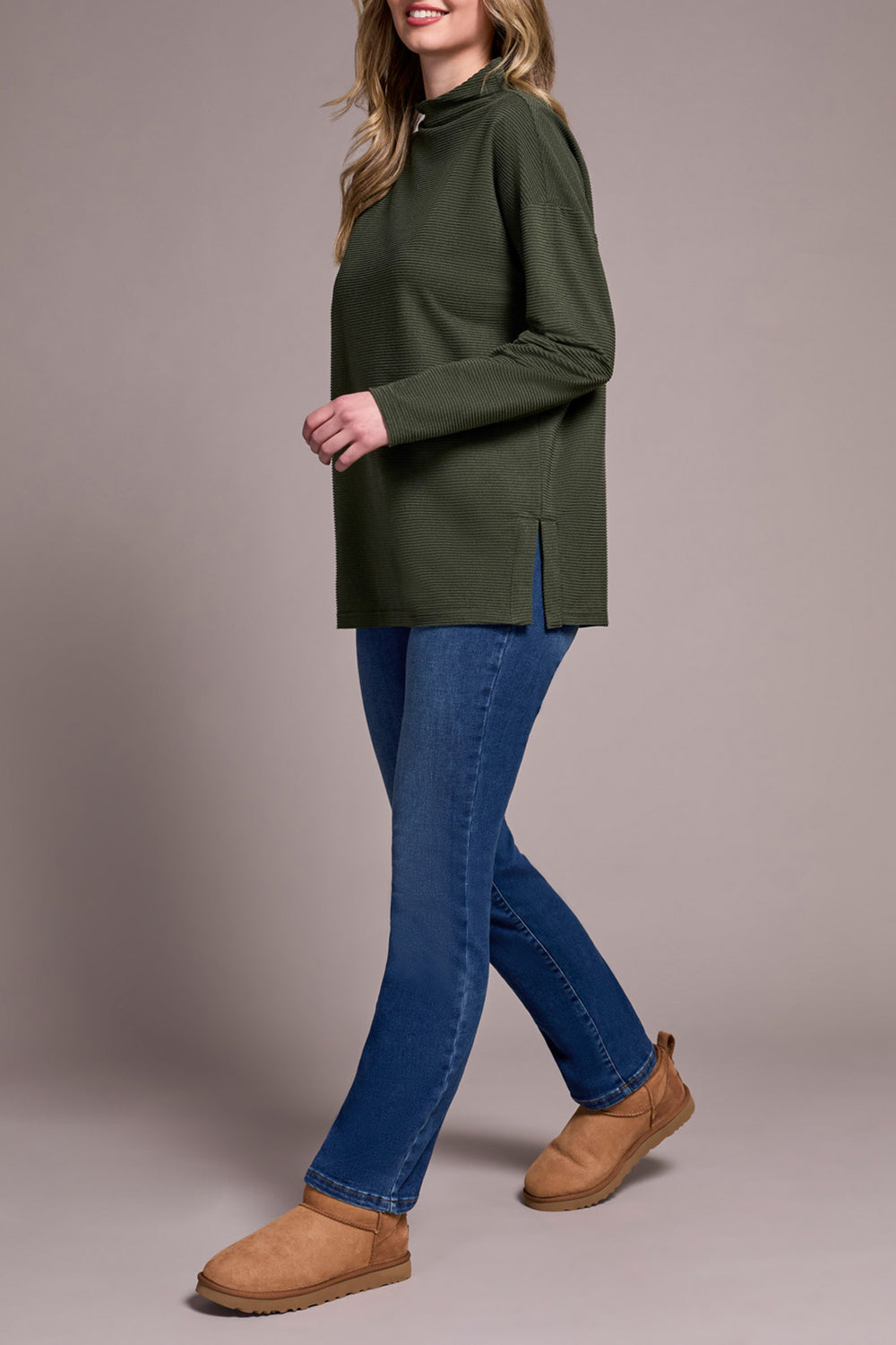 HEATHER SPRUCE RIBBED KNIT FUNNEL NECK TOP
