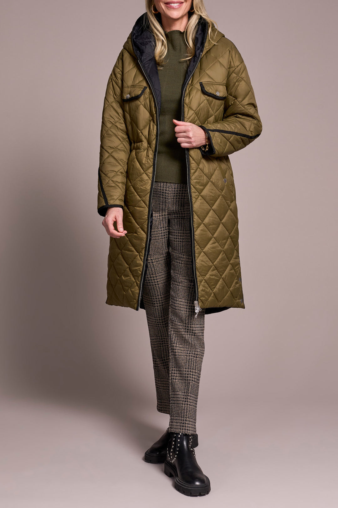 IVY HOODED REVERSIBLE QUILTED JACKET