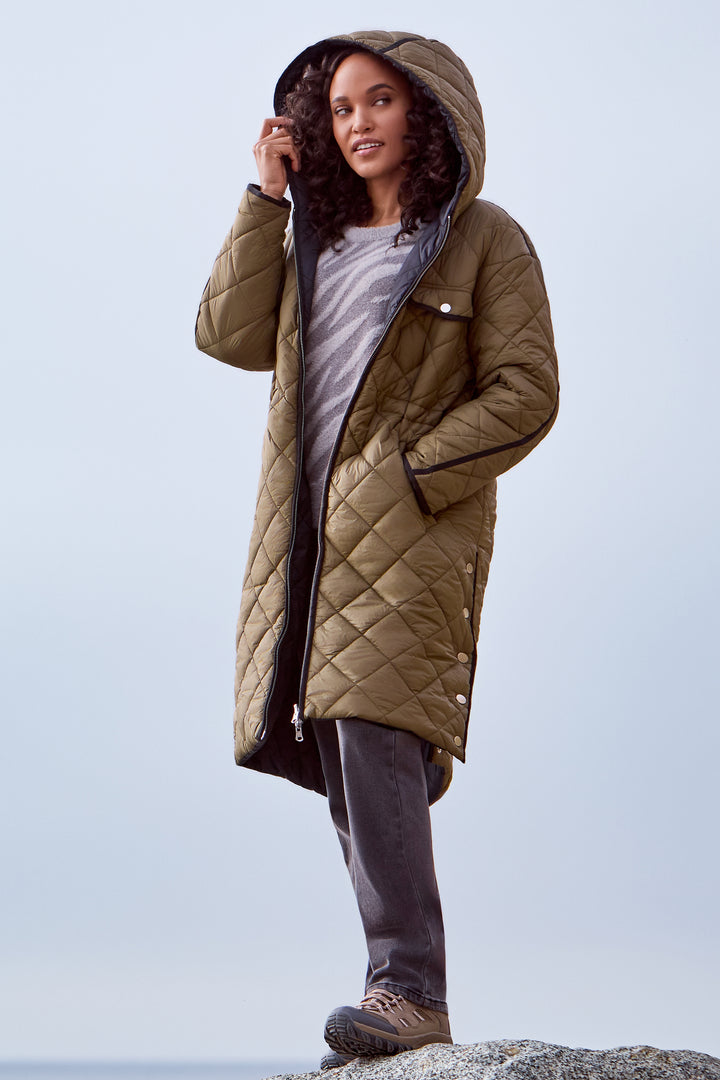 IVY HOODED REVERSIBLE QUILTED JACKET