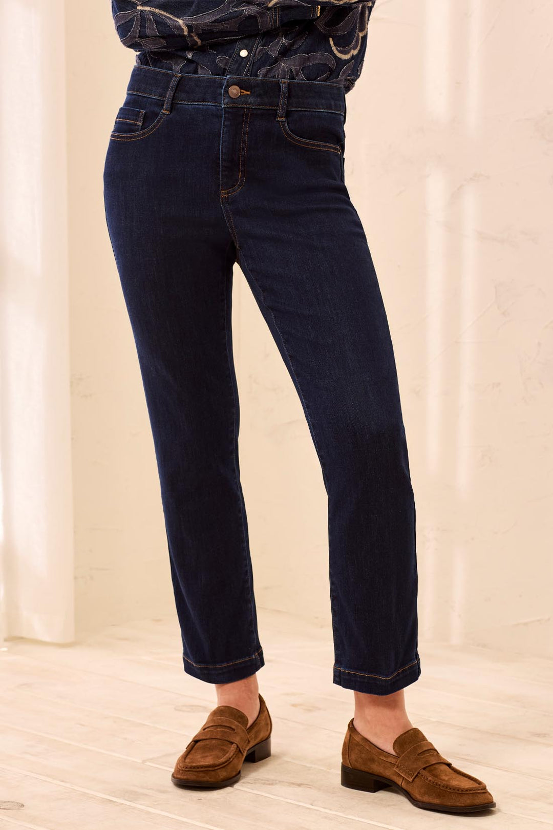 AUDREY DARKNIGHT BOUNDLESS DENIM STRAIGHT CROP JEANS