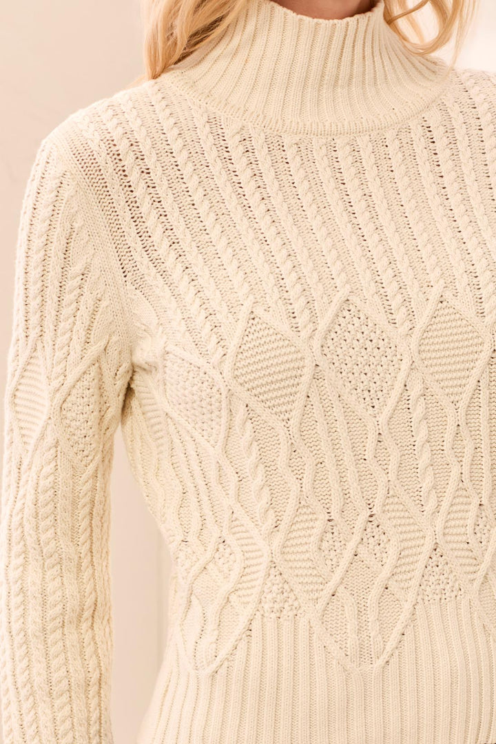 ANTIQUE WHITE WASHED KNIT FUNNEL NECK SWEATER
