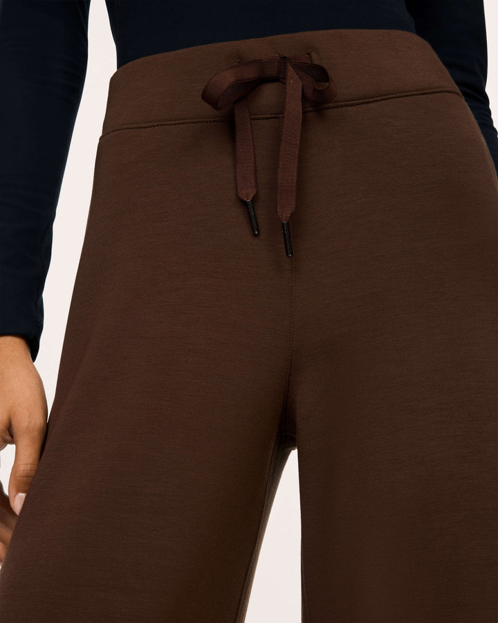 UMBER ROOT AIRESSENTIALS WIDE LEG PANT