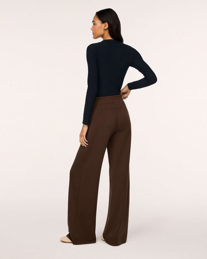 UMBER ROOT AIRESSENTIALS WIDE LEG PANT