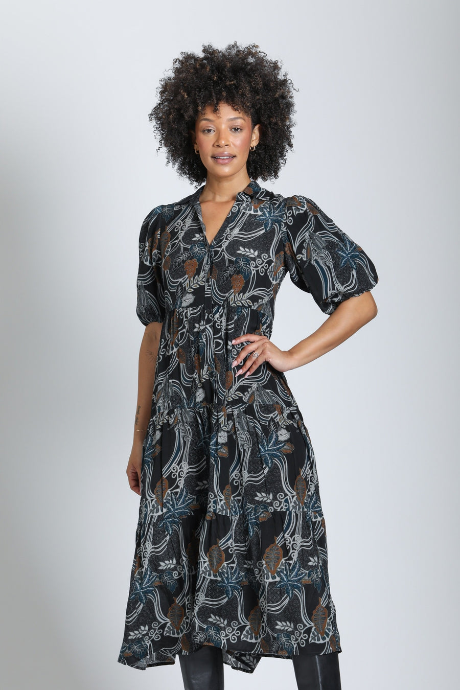 MIDNIGHT SPRUCE LONG TIERED DRESS
