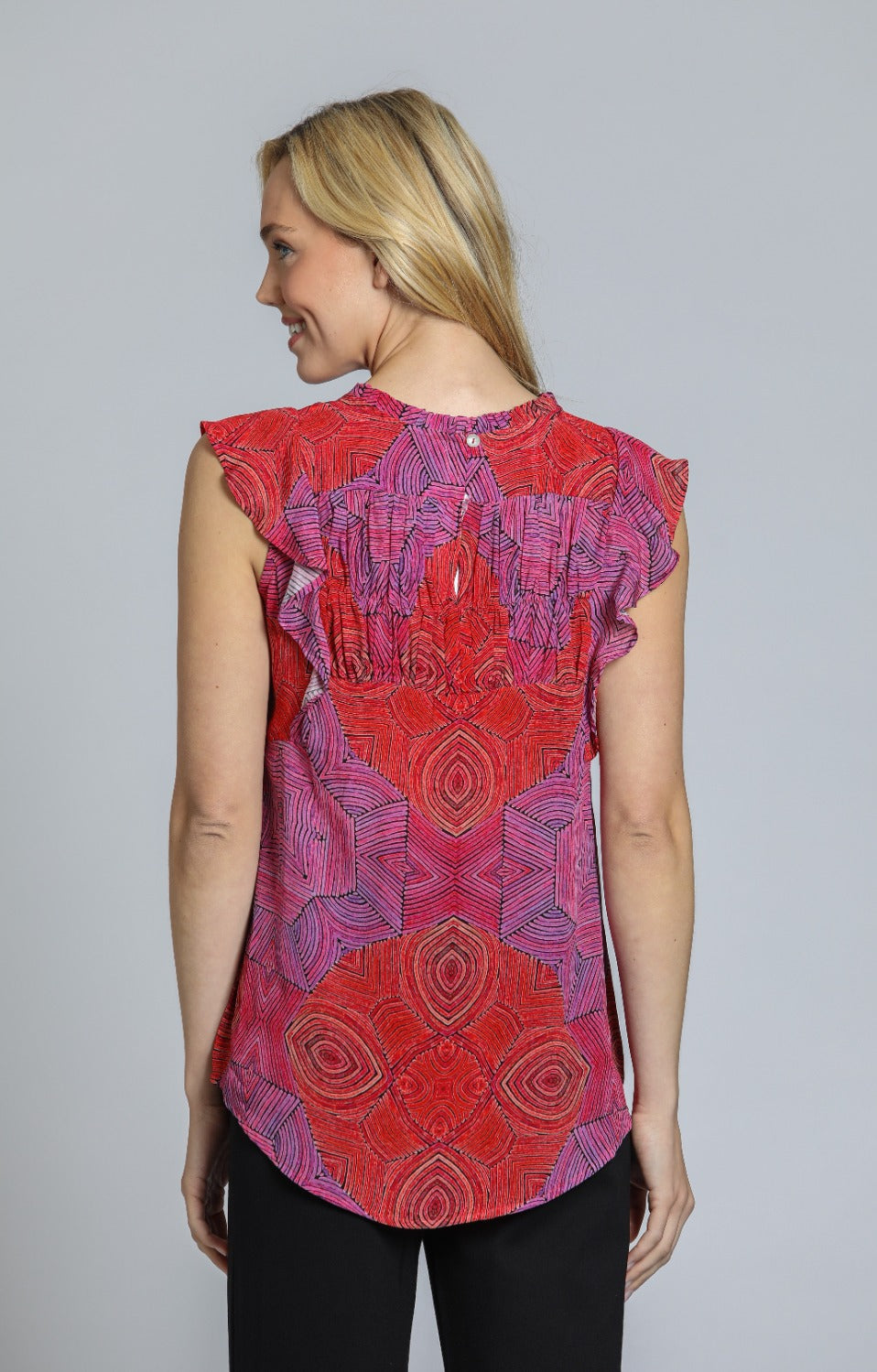 RED RASPBERRY FLUTTER SLEEVE PRINT TOP