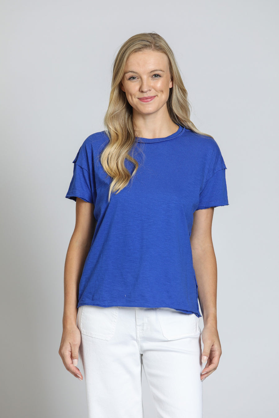 DAZZLING BLUE SHORT SLEEVE BOYFRIEND KNIT TEE
