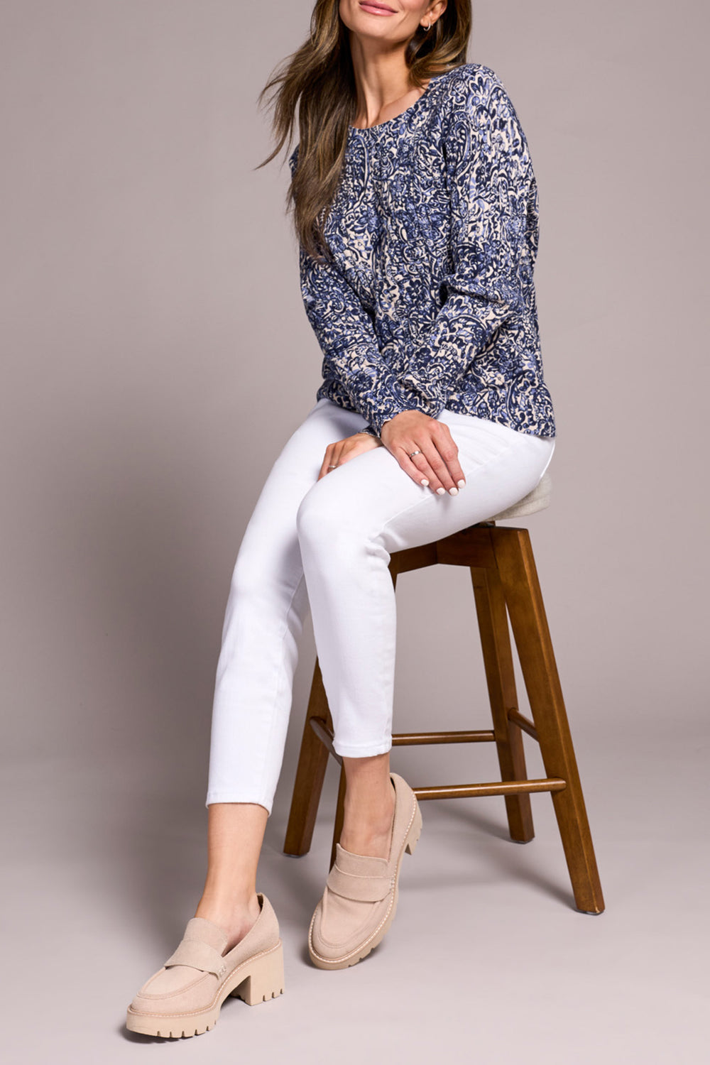 SAPPHIRE PRINT SWEATER KNIT TOP
