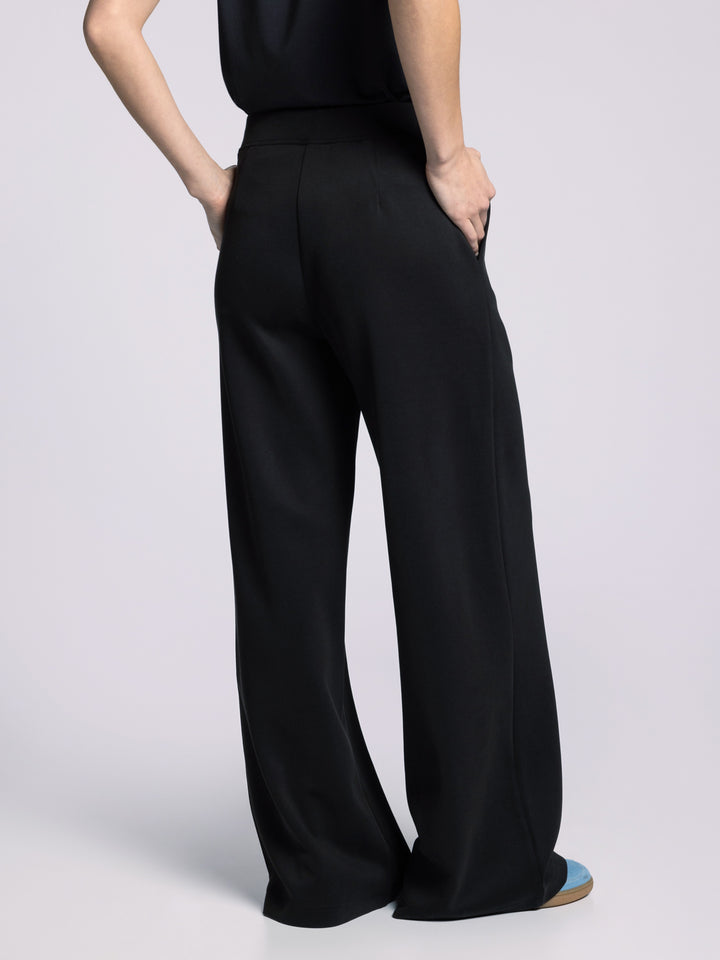 FRIDA BLACK KNIT  PANTS
