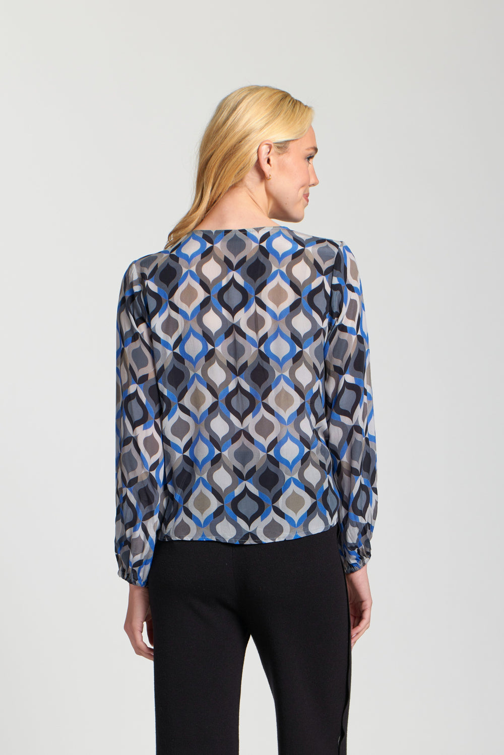 STEVIE DIAMOND PRINT TIE FRONT BLOUSE
