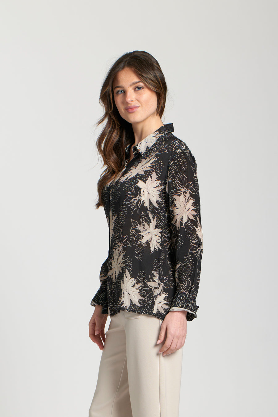 BLACK & SAND PRINT BLOUSE
