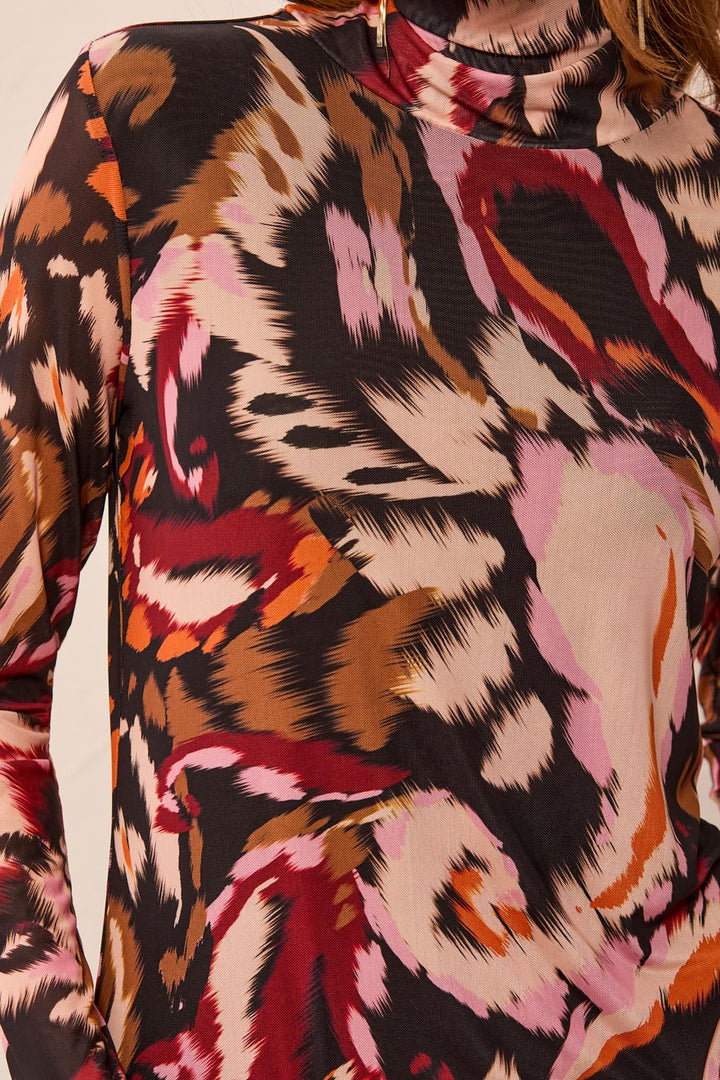 CHERRY LACQUER MESH KNIT PRINT TOP