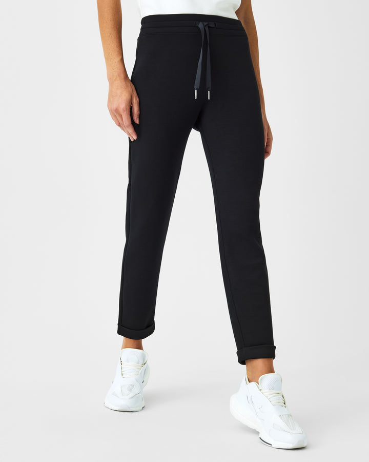 SPANX VERY BLACK AIRESSENTIALS TAPERED JOGGER PANT