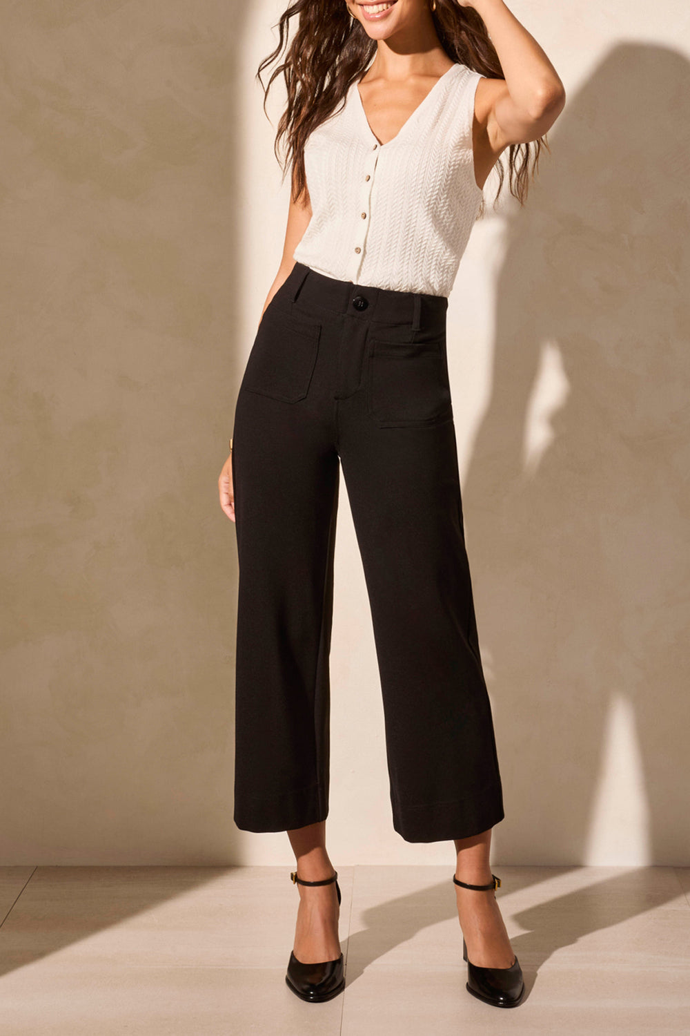 AMY BLACK HIGH RISE FLARE CAPRI
